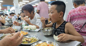 探访河南浚县安置点