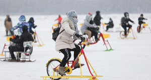 哈尔滨：冰天雪地庆新年