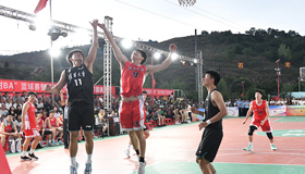 石北乡"村BA"邀请赛开赛7月8日，武乡县举办“武乡县和美乡村篮球邀请赛”，特邀清华大学、北京大学男子篮球队进行比赛，点燃体育激情，引爆赛事热潮。