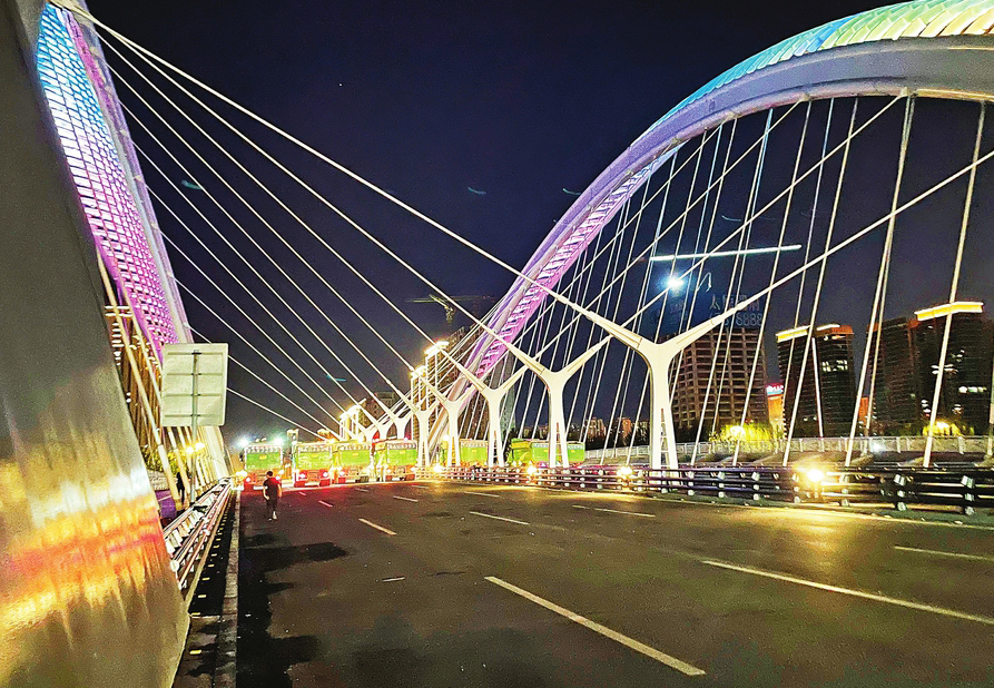 �q�L�R������M�ʸ�����A�v�B�W�[�����A�Ͼ��絲�c�F��w�w������������šC